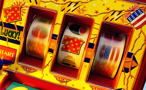 Фотография к новости Как в автоматы играть на рубли выгоднее: вживую или онлайн